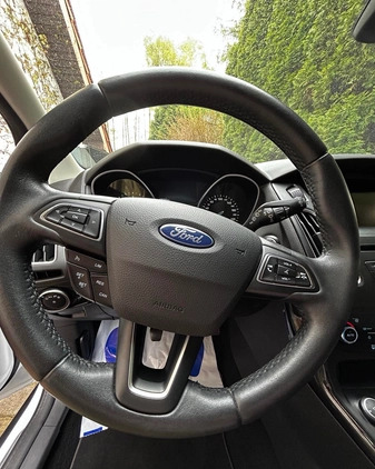 Ford Focus cena 39900 przebieg: 129000, rok produkcji 2016 z Toruń małe 191